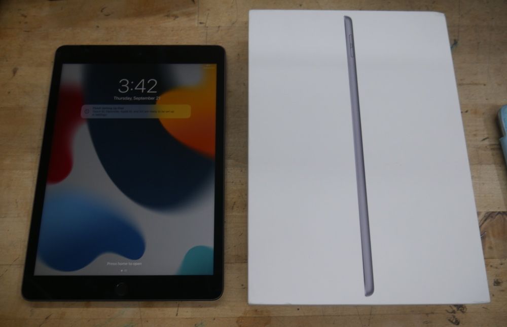 APPLE 10.2" iPAD 9TH GEN 64GB GRAY MK663LL/A A2603 TESTED 876281-1
