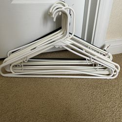 20 Hangers