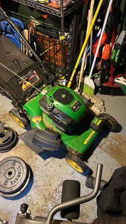 22” self propelled lawn mower John Deere