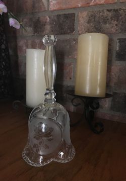 Crystal bell