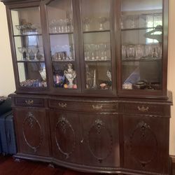 Antique vitrine