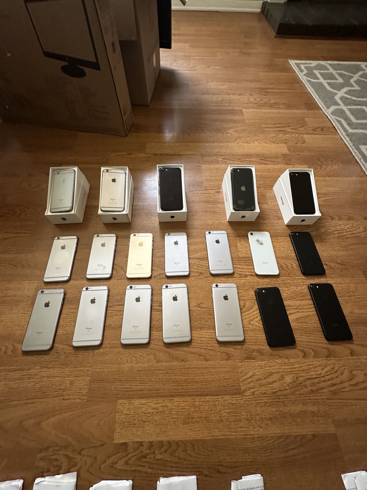 Various iPhones 