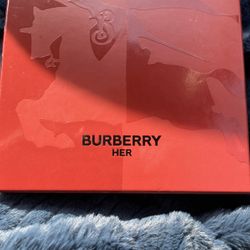 Women’s Burberry Perfume Set