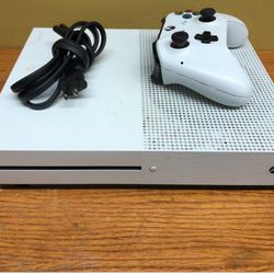 Xbox One S 