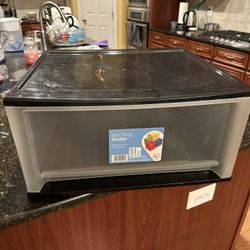 Stacking drawer (2x)