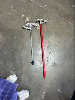 1/2”  And  3/4” EMT Conduit Benders