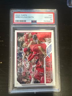 2023 TOPPS #93 LOS ANGELES ANGELS W/ SHOHEI OHTANI PSA 10