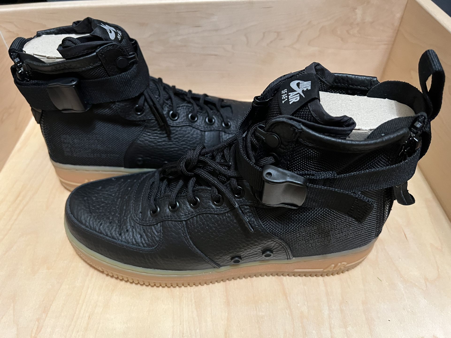 Nike SF AF1 MID Mens Size 150 Firn In Price