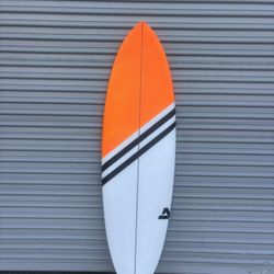 New Surfboard 5’10 - 32L