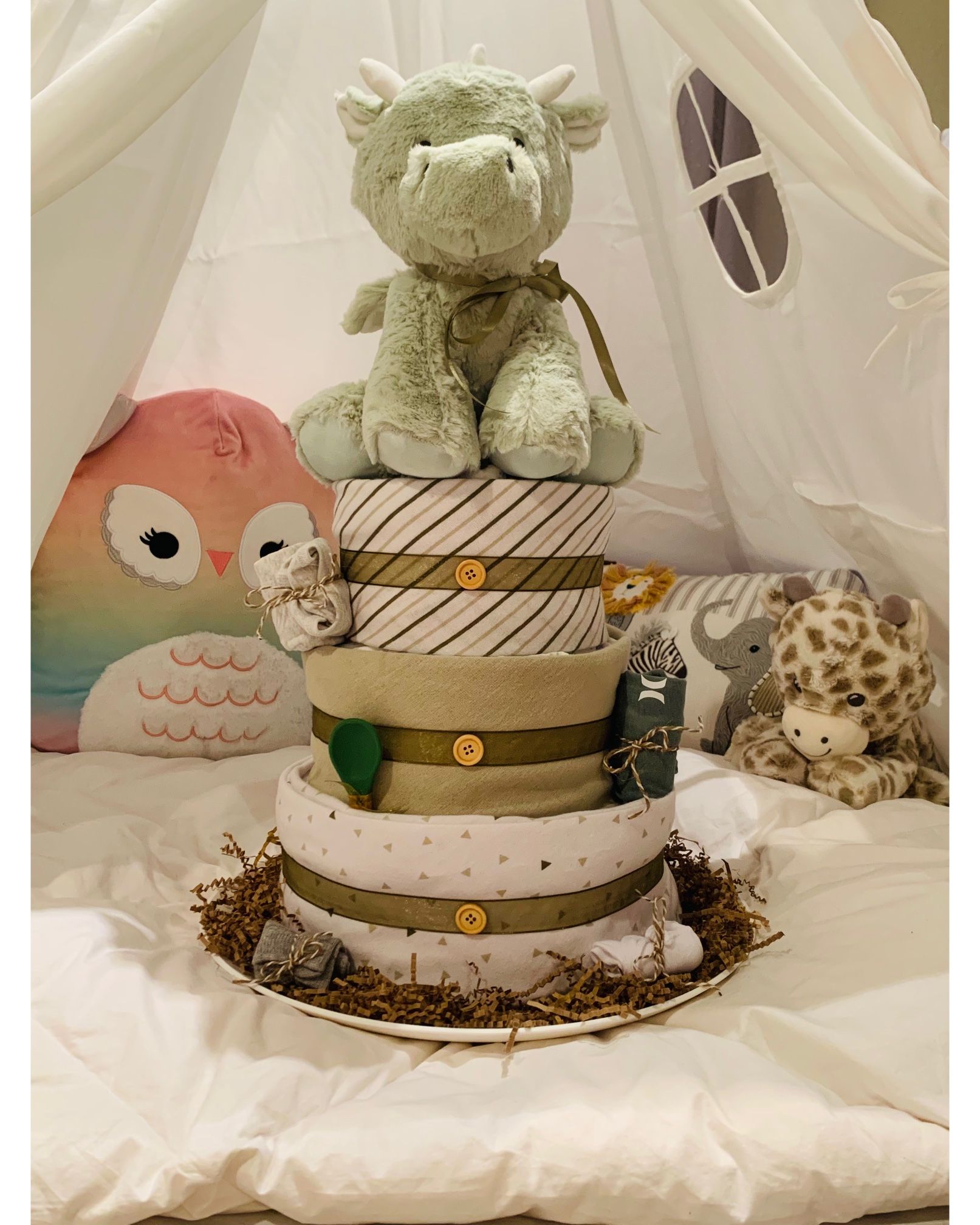 Cute Dragon Cake In Moss Green Colors