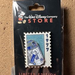 Disney DEC Pin - Stamp 1977 R2-D2 - LE 250 Star Wars