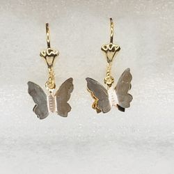 Aretes Chicos De Doble Mariposa 🦋 Oro Laminado ..     small gold plated double butterfly earrings..