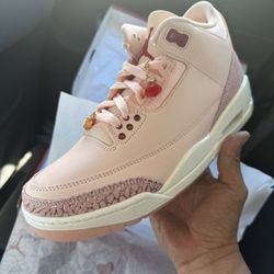 Jordan 3 size 9 Treat Yourself 