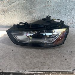 2013-2016 Audi A4 Left Side Headlight Xenon  OEM 