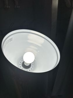 Floor stand lamp.