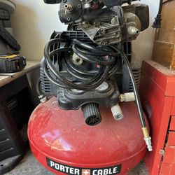  Porter Cable Pancake Compressor/4 Nail guns