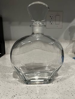 Made in Italy Clear Glass Decanter with Stopper