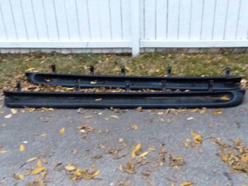 running boards - Chevy Suburban