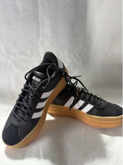 Adidas VL. Court 3.0 Platform Shoes. Women 6.5