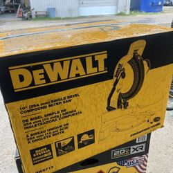 Dewalt 10in Single Bevel Miter Saw 