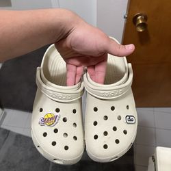 Crocs Size 9