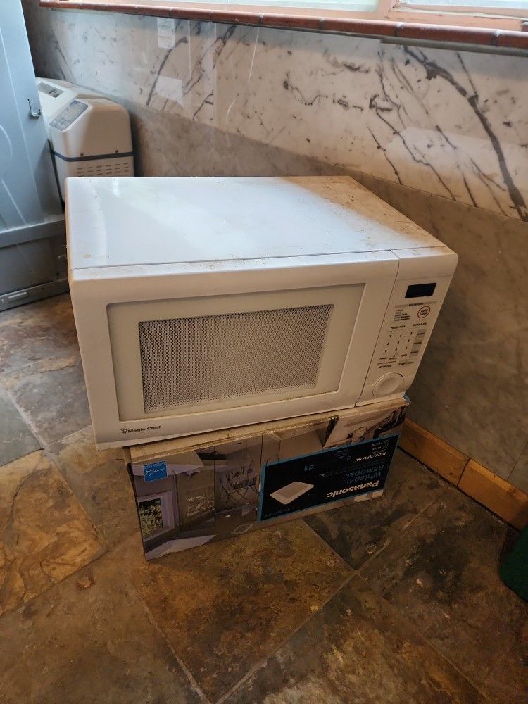 Only Used A Few Times Microwave. Comes With A Toaster And Coffee Maker.