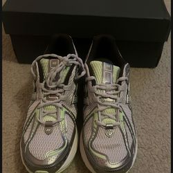 New balance (size 11.5)