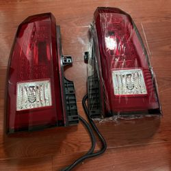 Taillights/Headlights