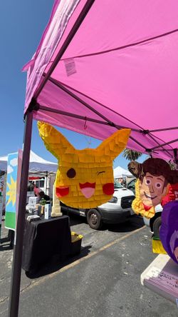Pokemon Pikachu piñata