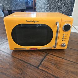 microwave Nostalgia Light Peach Color Microwave 