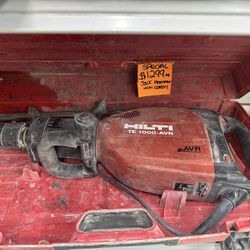 Hilti TE 1000-AVR 120V Corded Demolition Hammer with Bits, Case Tested Working