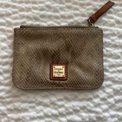 Dooney & Bourke 1975