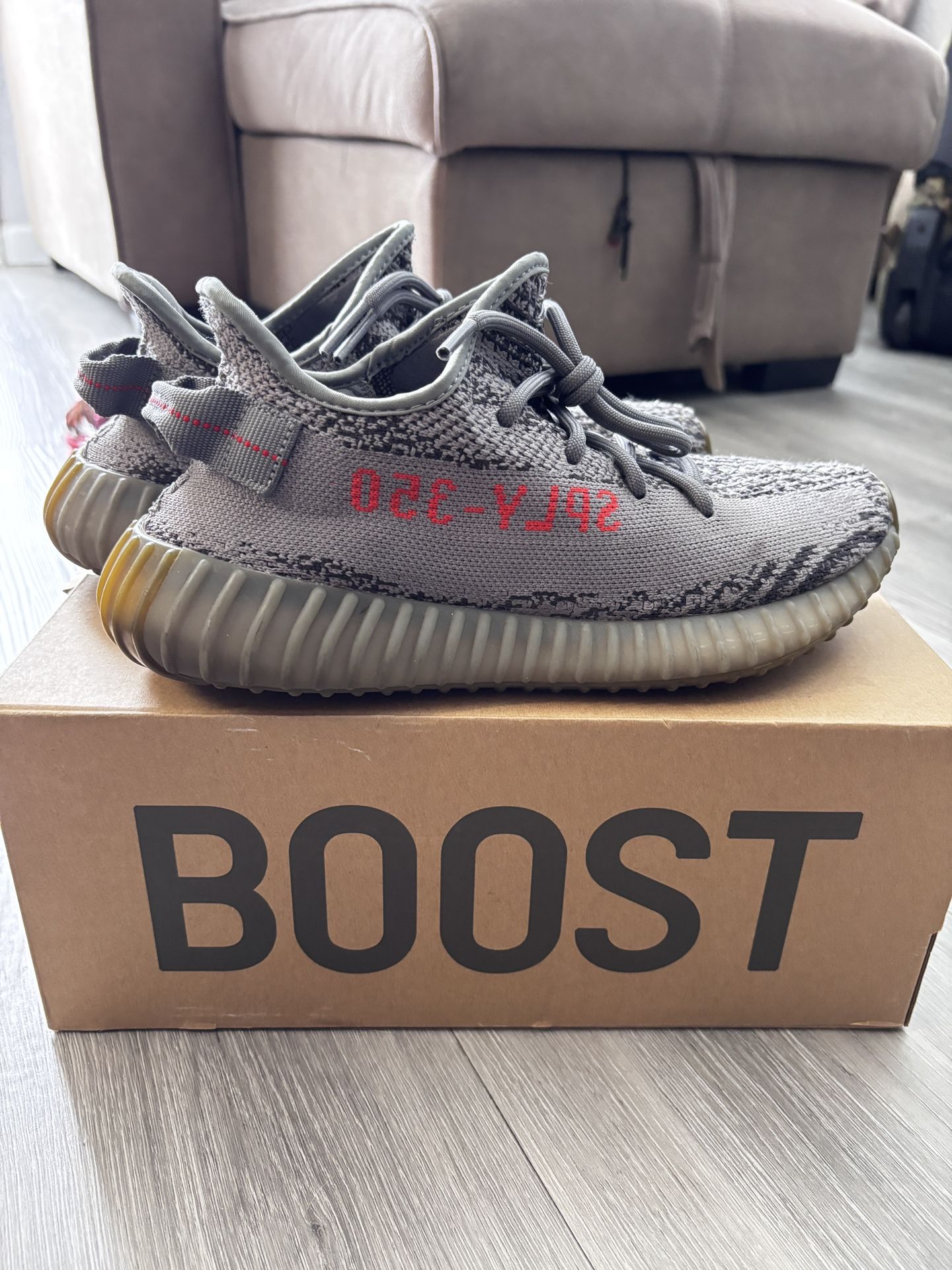 Yeezy 350 V2