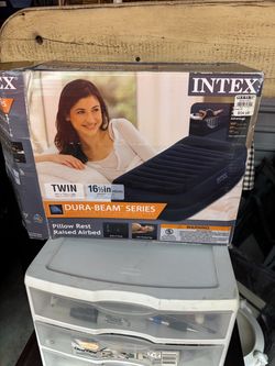 Air mattress/twin air mattress/mattress