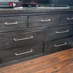 bedroom furniture set