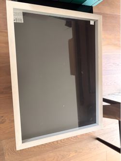 Shadow box frame