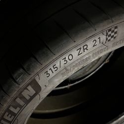 315/30R21 MICHELIN 315/30/21 PILOT SPORT 4S 315-30-21 TIRES 315 30 21 QTY(2)