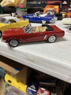Ford Mustang Ford Thunderbird Diecast