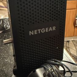 Netgear Nighthawk cable/internet Modem 