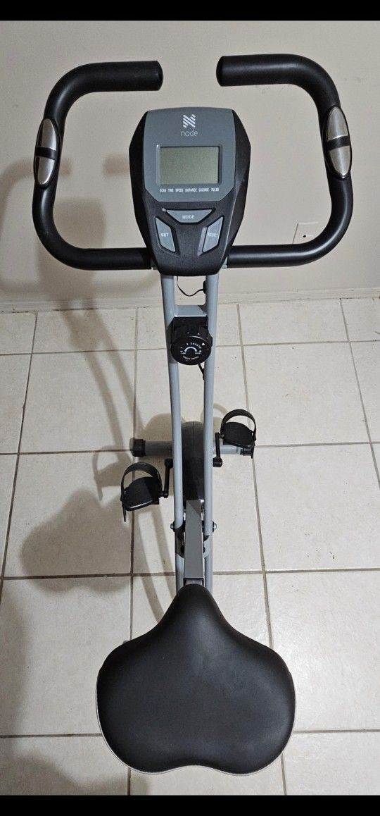 Indoor Cycling Bike -Folding,upright Stationary Exercise Cycle with Magnetic Resistance