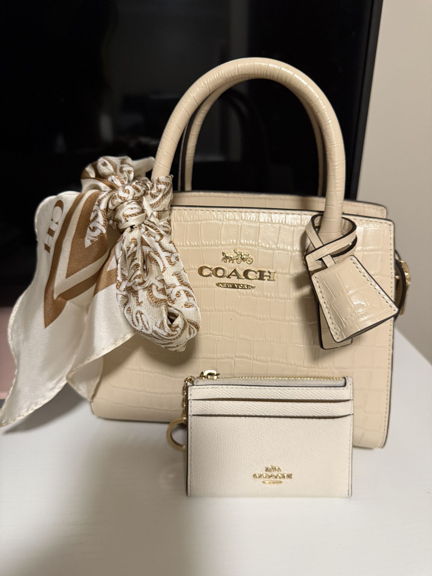 Coach Purse With Wallet