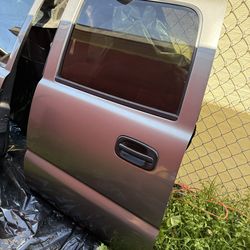 Chevy Silverado 99-06 door