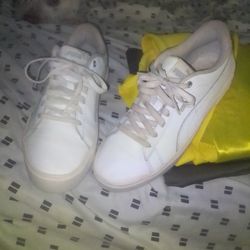 Women's Puma's 