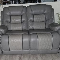 Eric Chruch Highway Loveseat And Recliner 