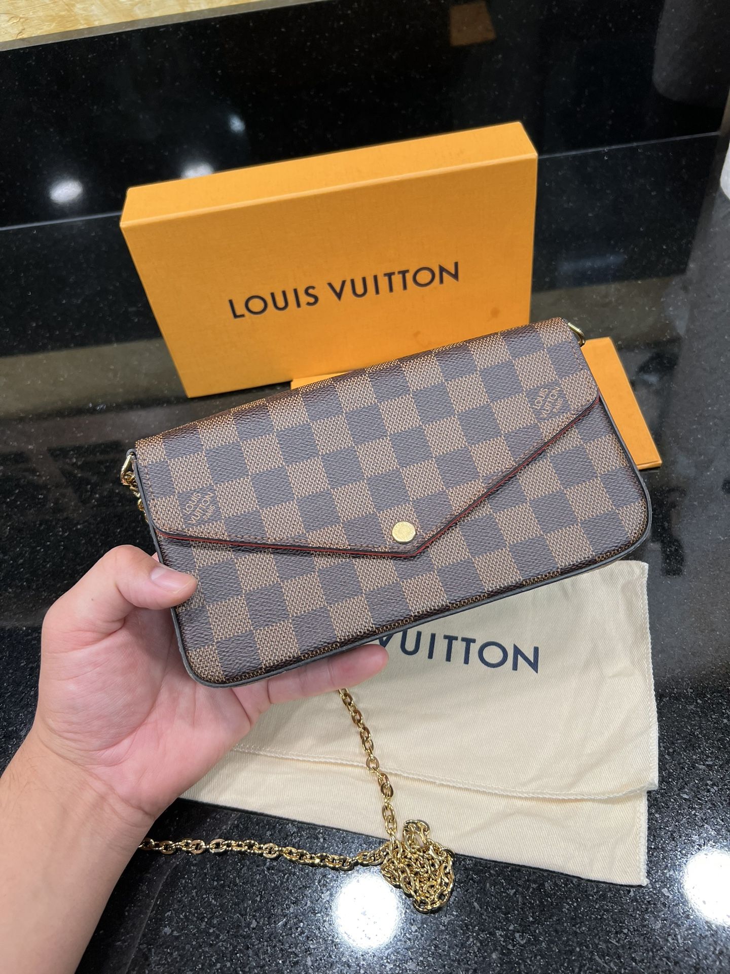 Louis Vuitton Purse