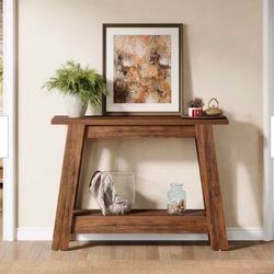 BRAND NEW IN BOX CONSOLE TABLE. MEASUREMENTS ARE IN PHOTOS
