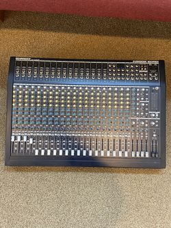 Behringer Eurodesk MX2442A