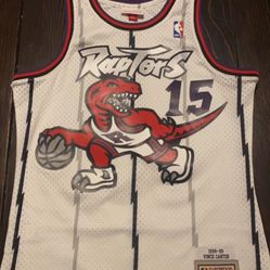 1998-99 Vince Carter Raptors Jersey.