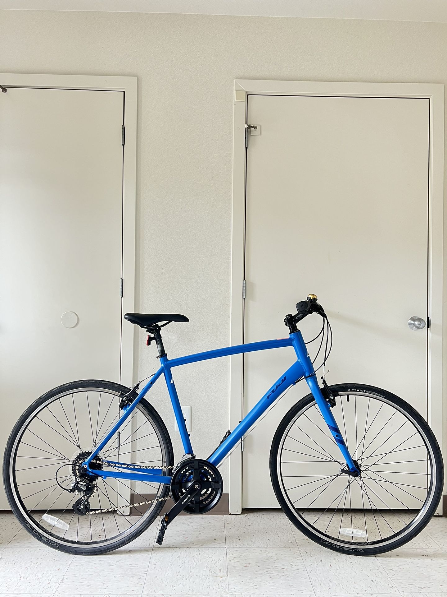 Fuji Absolute Hybrid Bike