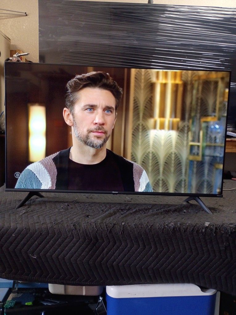 50 Inch Hisense Android 4k Smart Beautiful Tv Comes With Remote Control Shows Great Quality Clear Picture Works Fantastic Guaranteed